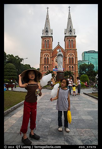 04 Jan 2013.  (color)