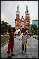 04 Jan 2013.  ( color)