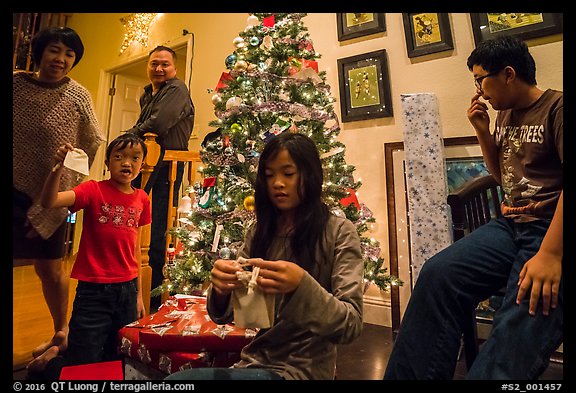 December 25, 2015.  (color)