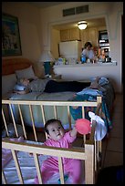 2005 Jan 04.  ( color)