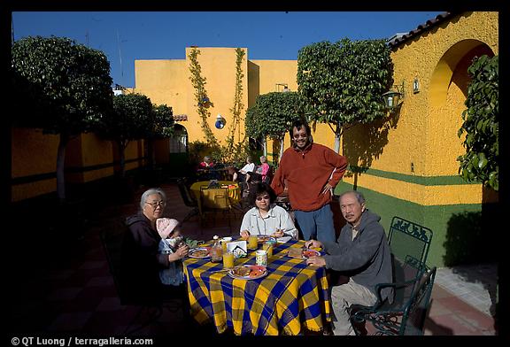 2005 Jan 16.  (color)
