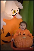 31 Oct 2005.  ( color)