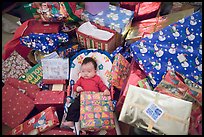 Pictures of Minh-Dan's Fourth Month