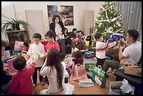 24 Dec 2005.  ( color)
