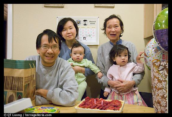 26 March 2006.  (color)