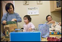 26 March 2006.  ( color)