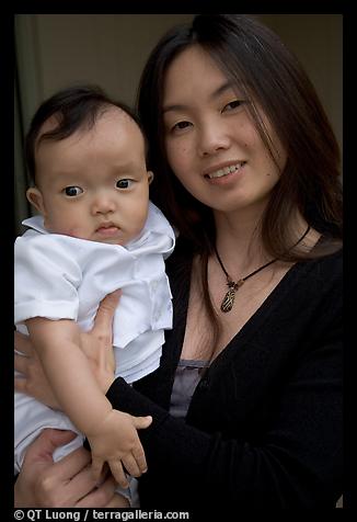 23 April 2006.  (color)
