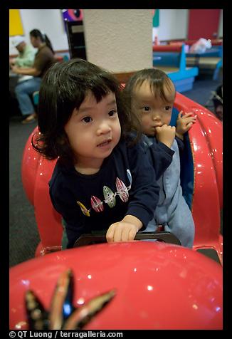 23 Dec 2006.  (color)