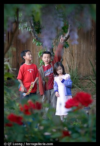 15 April 2007.  (color)