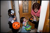 31 Oct 2007.  ( color)