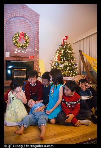 25 Dec 2007.  (color)