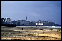 Beach and old town, Saint Malo. Brittany, France