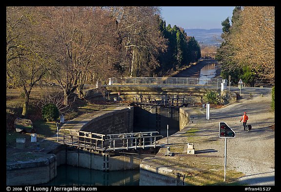 River navigation lock system, Canal du Midi. Carcassonne, France