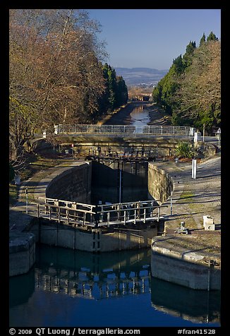 Lock chamber and gate, Canal du Midi. Carcassonne, France (color)