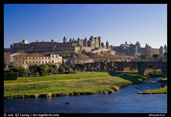 Aude River, Pont Vieux and medieval city. Carcassonne, France (color)