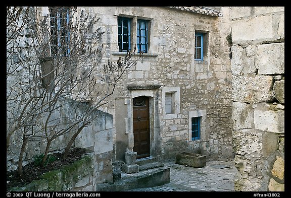 Stone townhouse, Les Baux-de-Provence. Provence, France (color)