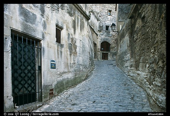 Narrow street, Les Baux-de-Provence. Provence, France