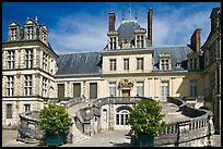 Horseshoe-shaped staircase, Fontainebleau Palace. France (color)