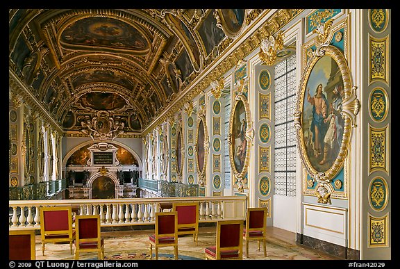 Chapel seen from upper floor, Fontainebleau Palace. France (color)