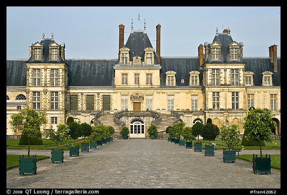 Picture/Photo: Cour des Adieux, Fontainebleau Palace. France