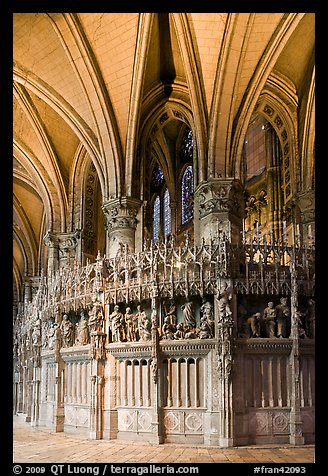 Sanctuary and vaults, Cathedral of Our Lady of Chartres,. France