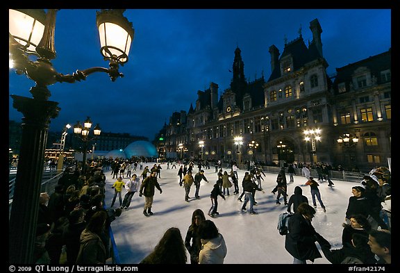 Skating rink by night, Hotel de Ville. Paris, France