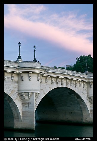 Street lights on Pont Neuf. Paris, France (color)