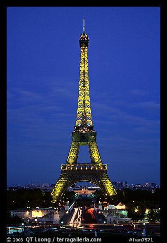 Tour Eiffel (Eiffel Tower) by night. Paris, France