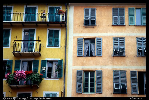 Houses painted in pastel colors, Nice. Maritime Alps, France (color)