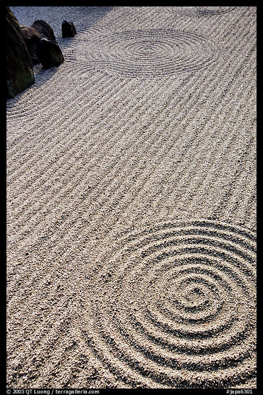 Raked gravel Tofuju-ji Temple. Kyoto, Japan
