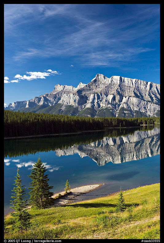 Mount Rundle and Two Jack Lake, morning. Banff National Park, Canadian Rockies, Alberta, Canada