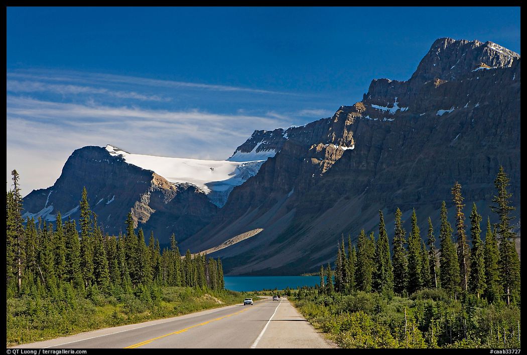 Road, Bow Lake, and Crowfoot Glacier, Icefieds Parkway. Banff National Park, Canadian Rockies, Alberta, Canada