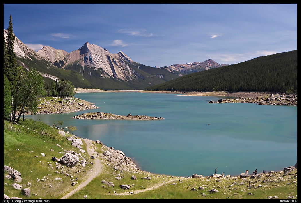 Medicine Lake, afternoon. Jasper National Park, Canadian Rockies, Alberta, Canada