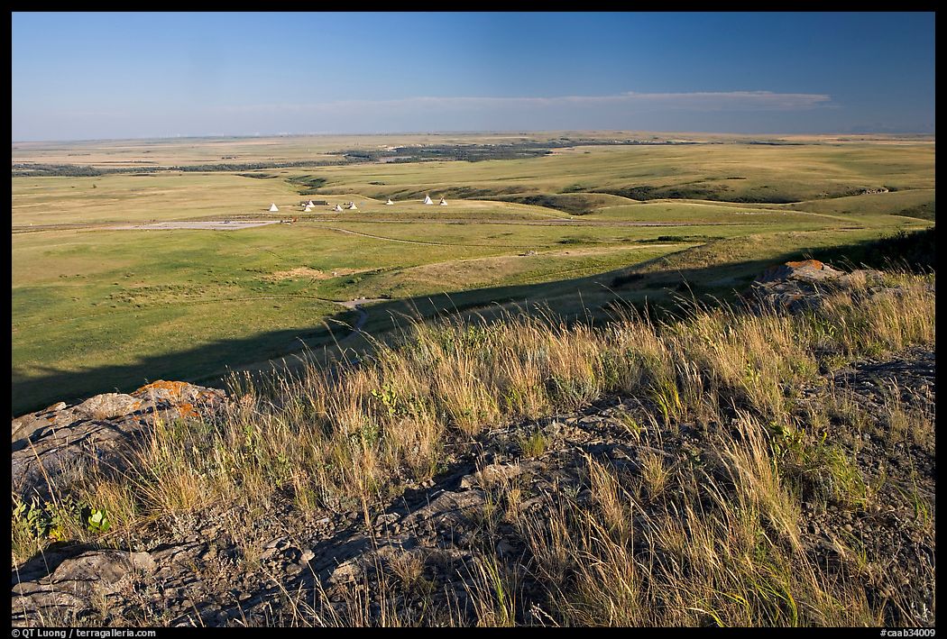 Plain seen from the top of the cliff, late afternoon, Head-Smashed-In Buffalo Jump. Alberta, Canada