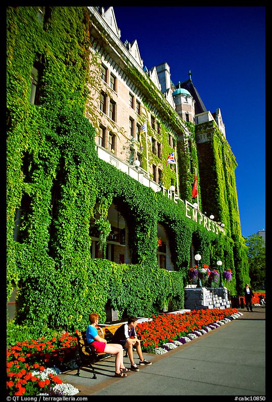 Ivy-covered facade of Empress hotel. Victoria, British Columbia, Canada