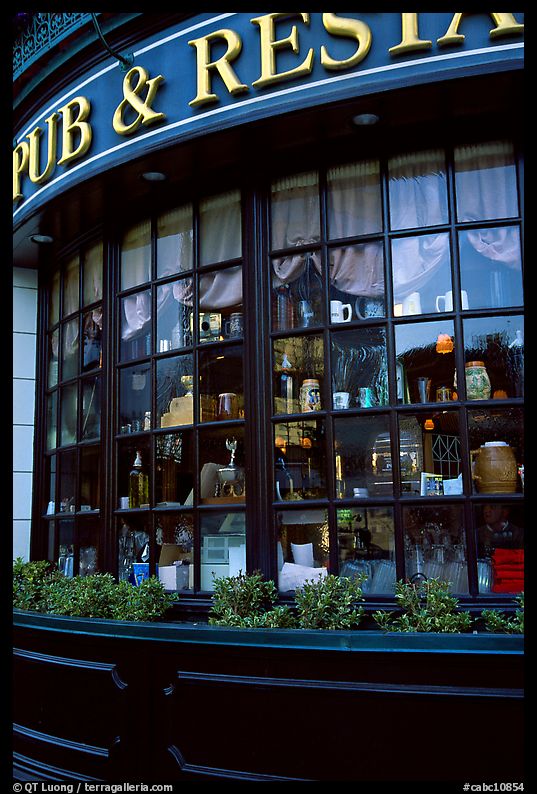 Pub and restaurant windows. Victoria, British Columbia, Canada