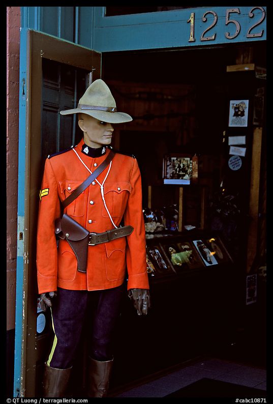 Mannequin representing a Canadian police at the entrance of a store. Victoria, British Columbia, Canada
