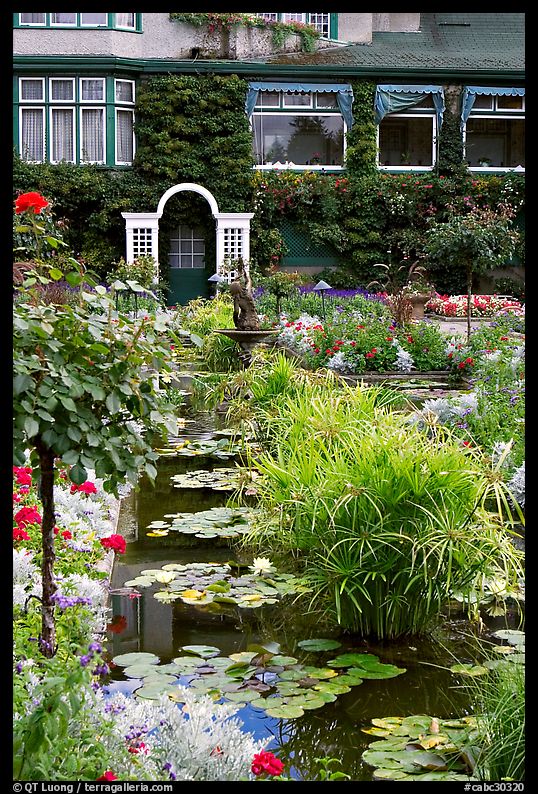 Pond in Italian Garden and Dining Room. Butchart Gardens, Victoria, British Columbia, Canada
