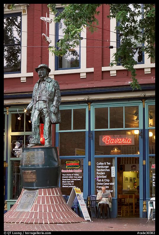 Statue and cafe in Gastown. Vancouver, British Columbia, Canada
