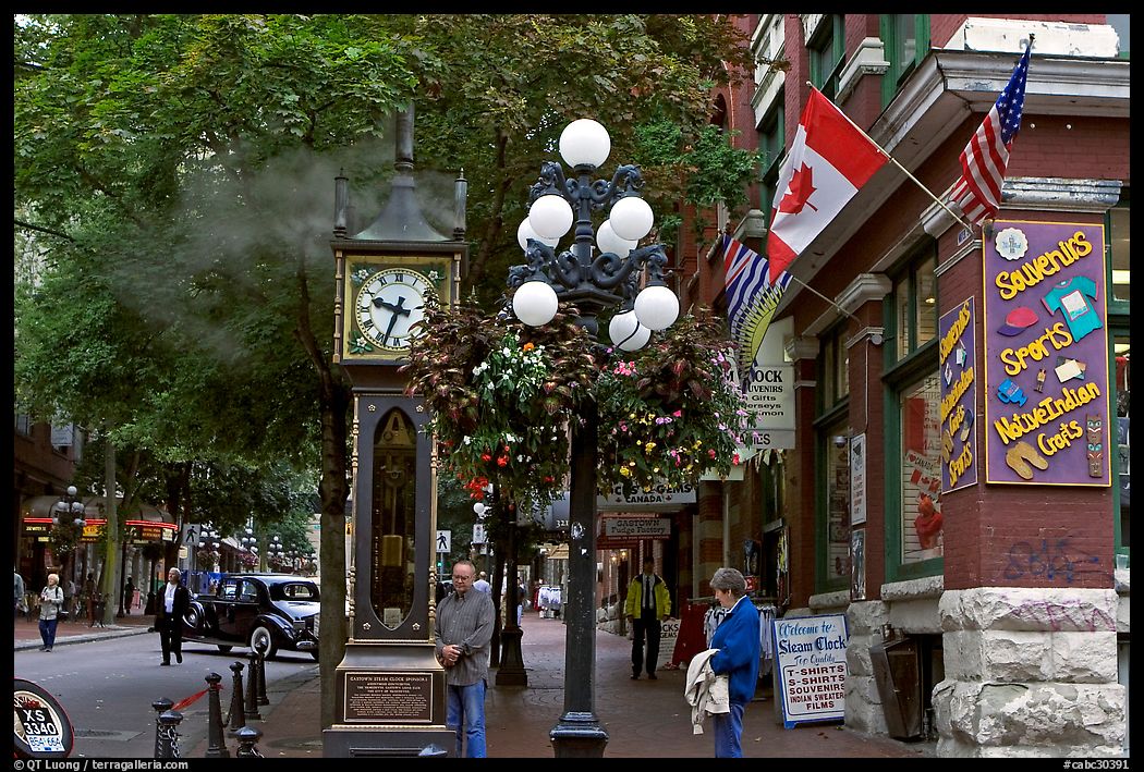 Steam clock in Water Street. Vancouver, British Columbia, Canada