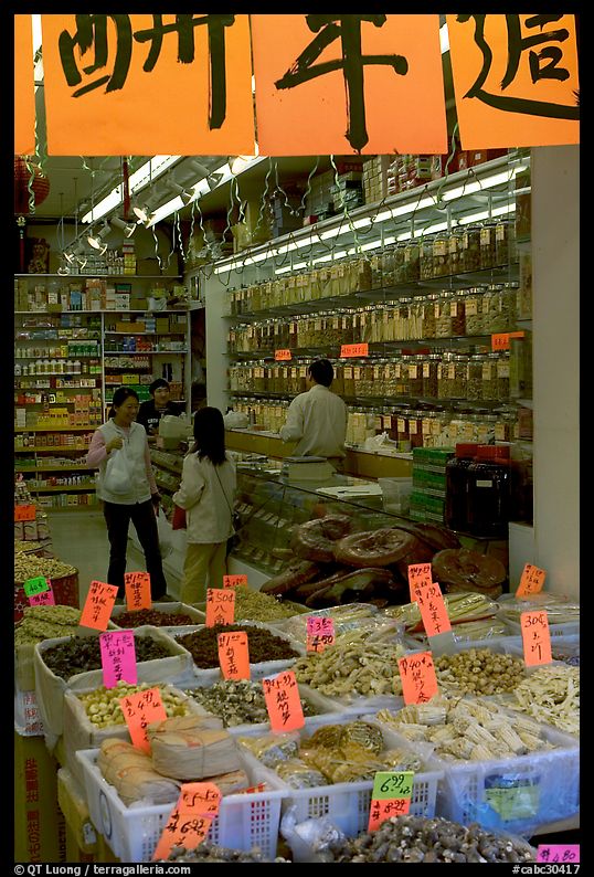 Store selling traditional medicine in Chinatown. Vancouver, British Columbia, Canada