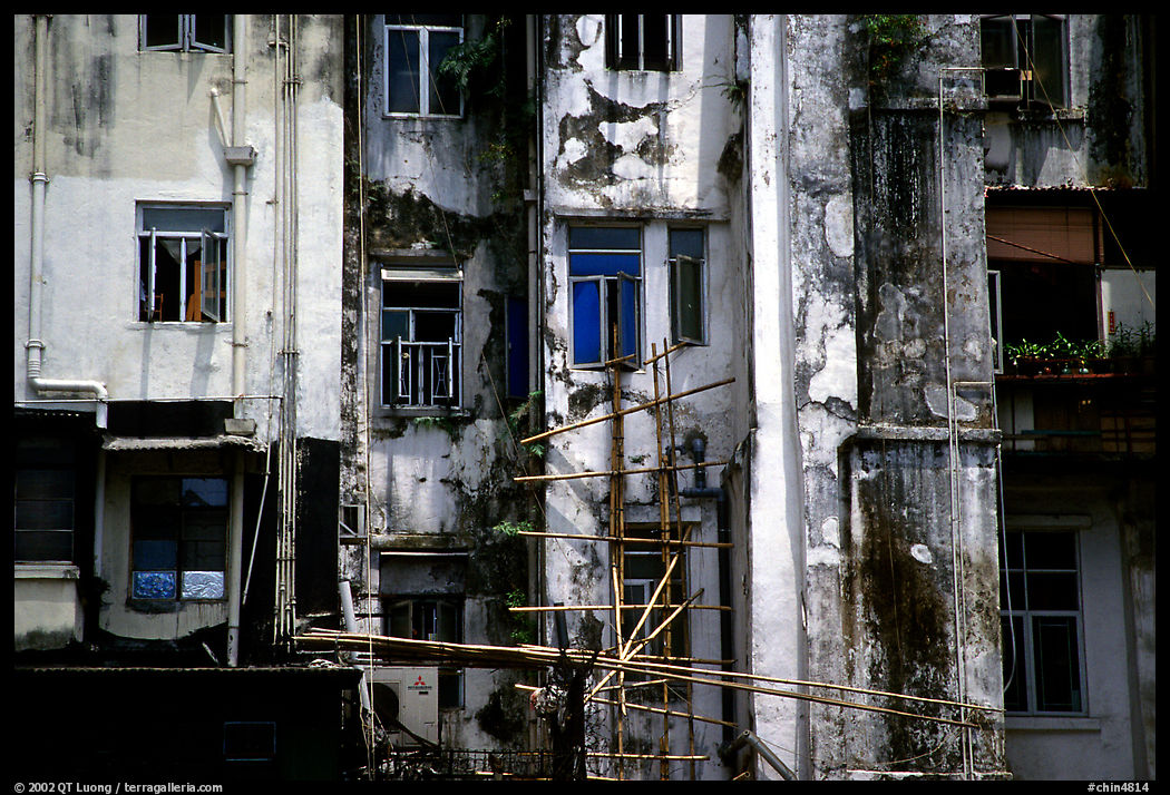 Facade of old buiding, Kowloon. Hong-Kong, China