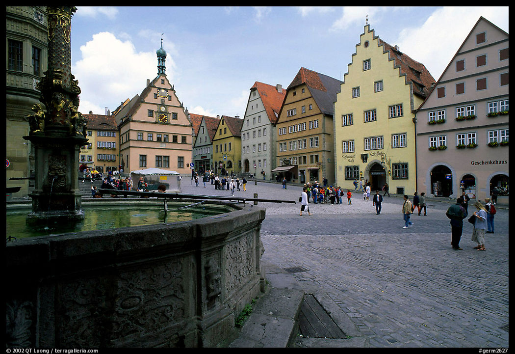 Fountain on Marktplatz. Rothenburg ob der Tauber, Bavaria, Germany