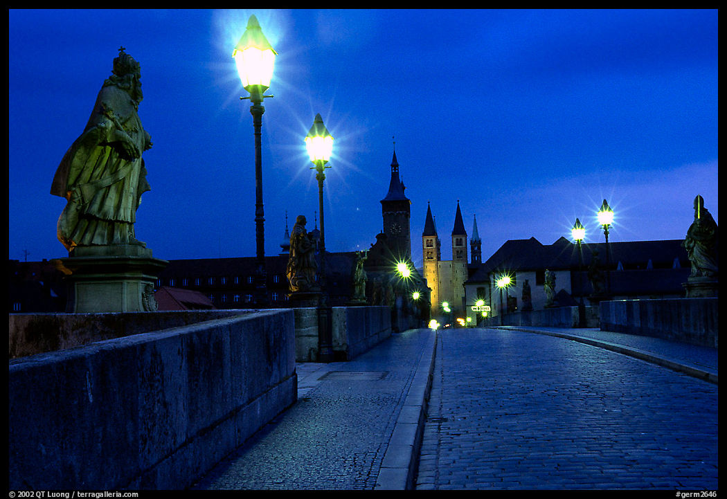 Alte Mainbrucke (bridge) at night. Wurzburg, Bavaria, Germany
