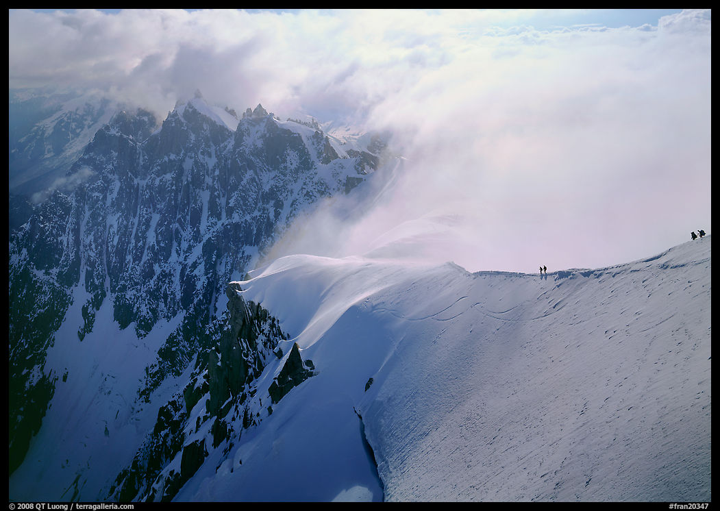 Alpinists on Aiguille du Midi ridge, Chamonix. France