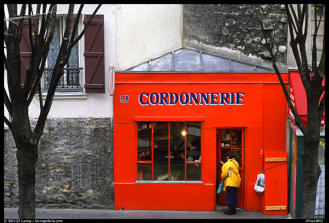 Cordonnnerie. Paris, France