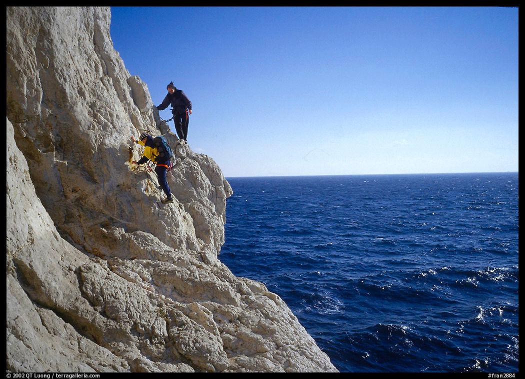 Scrambing to the Morgiou cape. Marseille, France