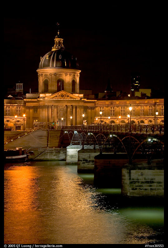 Pont des Arts and Institut de France by night. Paris, France