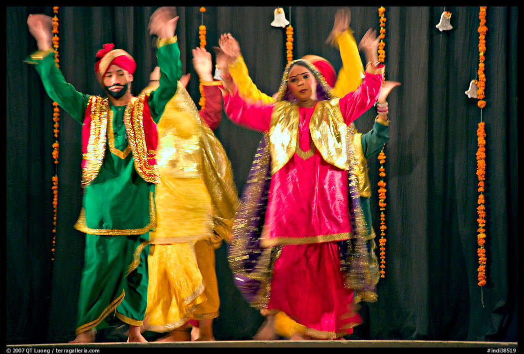 Performances at Dances of India. New Delhi, India