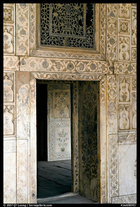 Gate in Diwan-i-Khas (Hall of private audiences), Red Fort. New Delhi, India